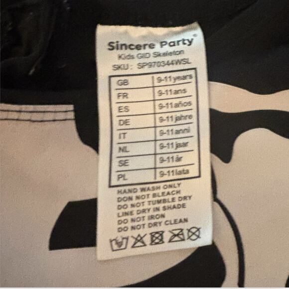 Boys Skeleton Costume Size 9-11 Years Mask, Gloves and Jumpsuit - Picture 6 of 6